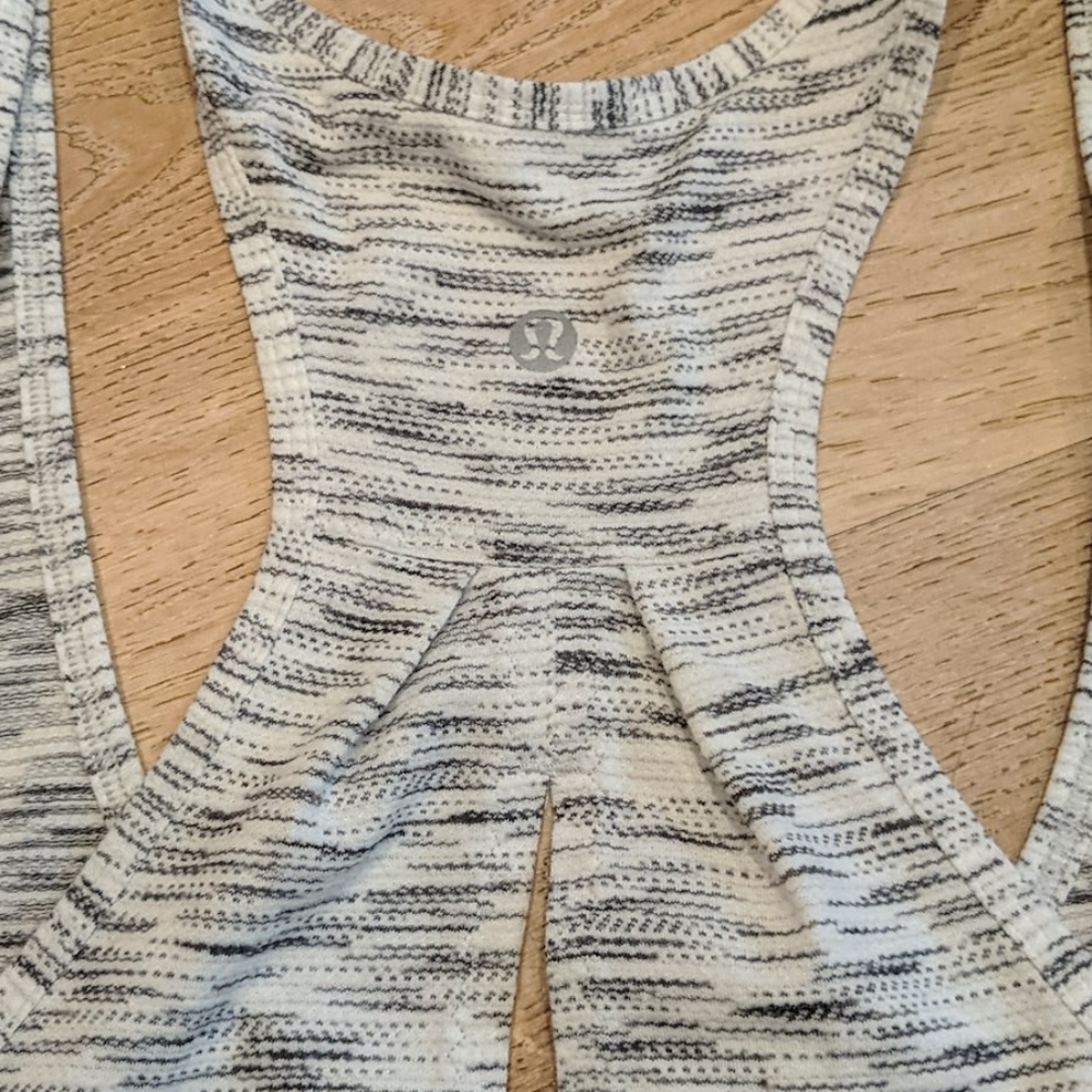Tank top - Picture 3 of 3